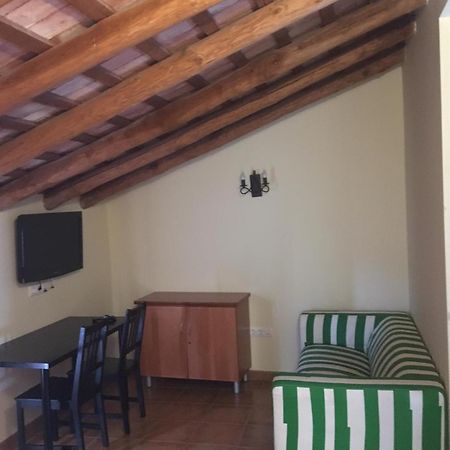 Apartamentos Turisticos Rurales El Pua Казалла де ла Сиерра Экстерьер фото