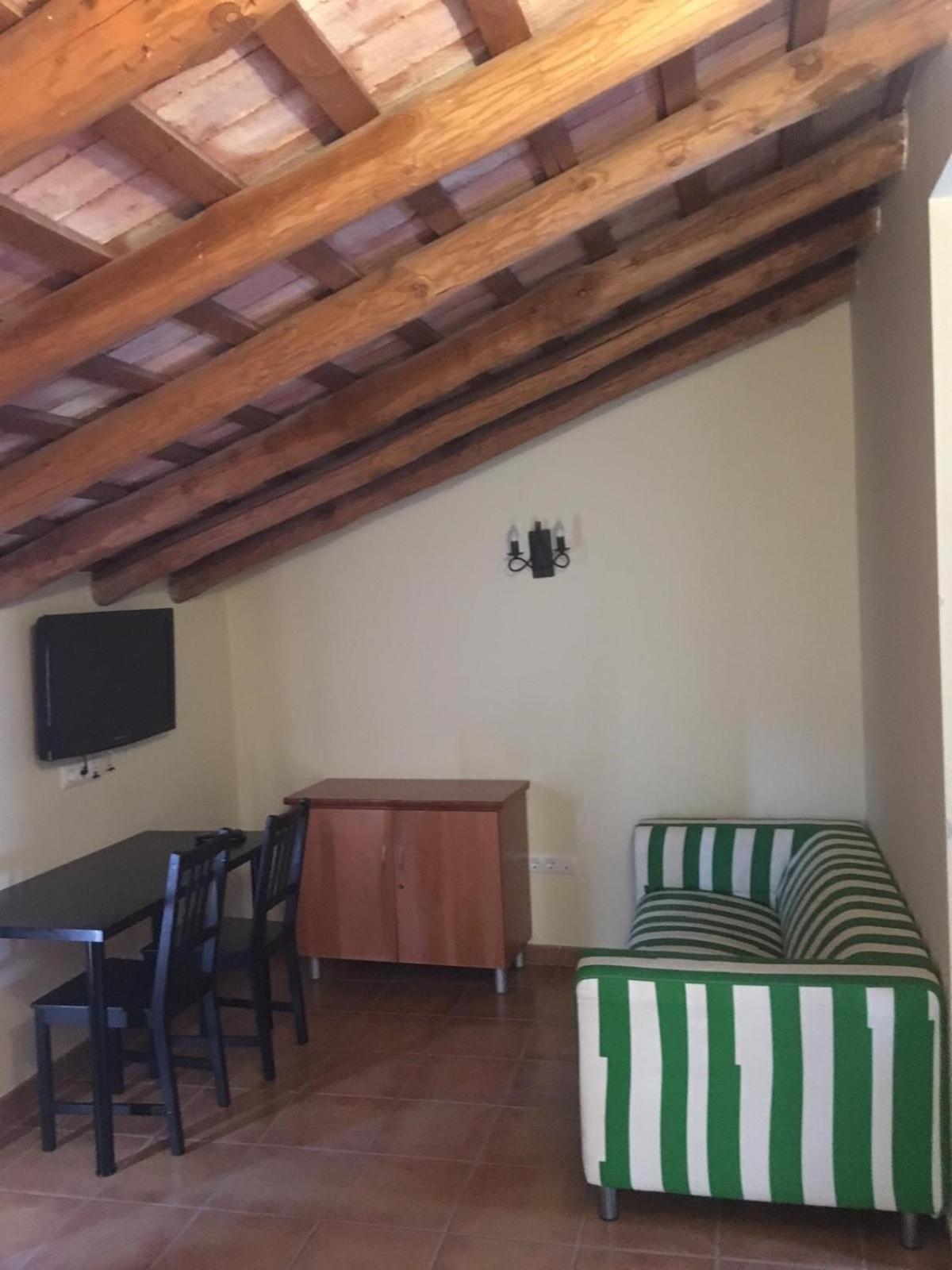 Apartamentos Turisticos Rurales El Pua Казалла де ла Сиерра Экстерьер фото