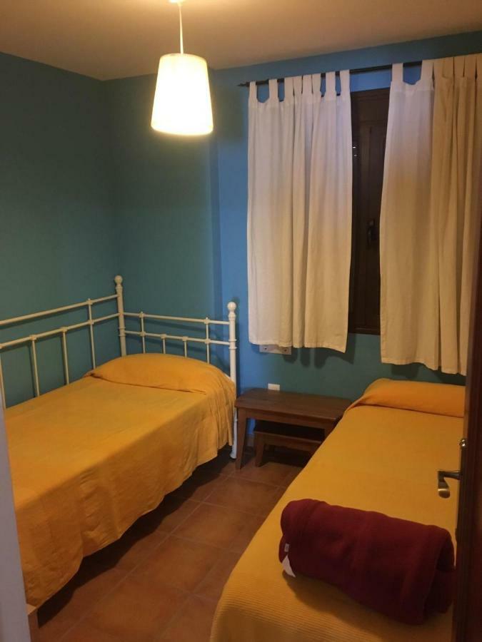 Apartamentos Turisticos Rurales El Pua Казалла де ла Сиерра Экстерьер фото